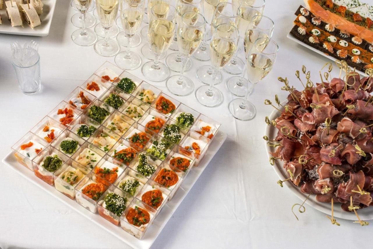 The Originals City, Hotel Ascotel, Lille Est Grand Stade Villeneuve-d'Ascq Ngoại thất bức ảnh