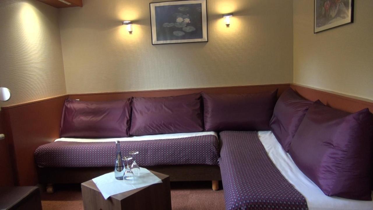 The Originals City, Hotel Ascotel, Lille Est Grand Stade Villeneuve-d'Ascq Ngoại thất bức ảnh