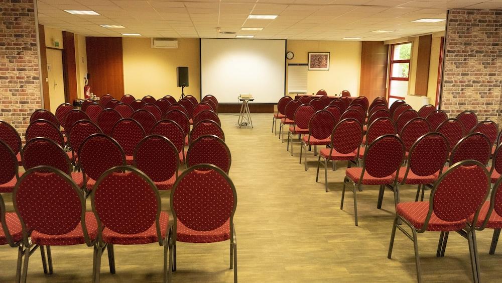 The Originals City, Hotel Ascotel, Lille Est Grand Stade Villeneuve-d'Ascq Ngoại thất bức ảnh