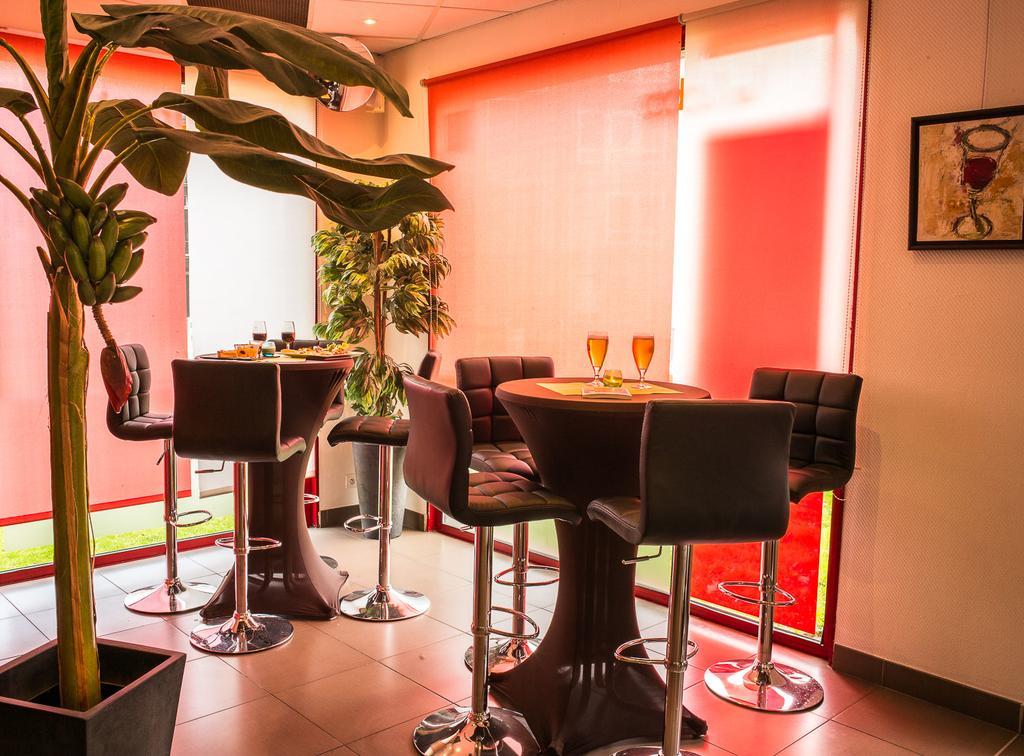 The Originals City, Hotel Ascotel, Lille Est Grand Stade Villeneuve-d'Ascq Ngoại thất bức ảnh