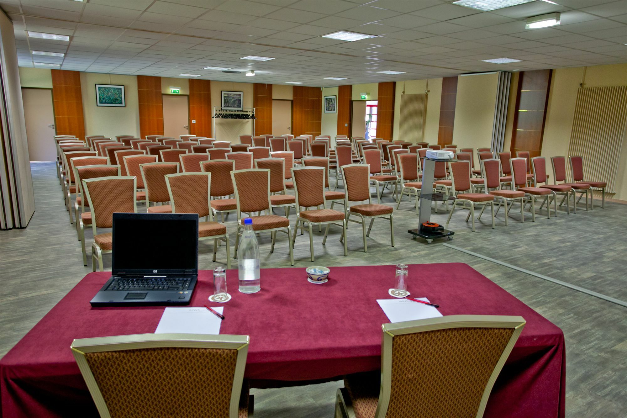 The Originals City, Hotel Ascotel, Lille Est Grand Stade Villeneuve-d'Ascq Ngoại thất bức ảnh